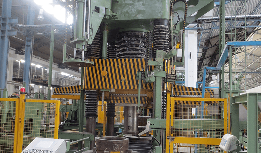 High precision powder forming servo driven hydraulic press